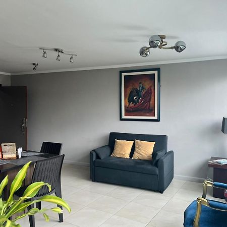 Puerto Santa Ana Suites กวายากิล ภายนอก รูปภาพ