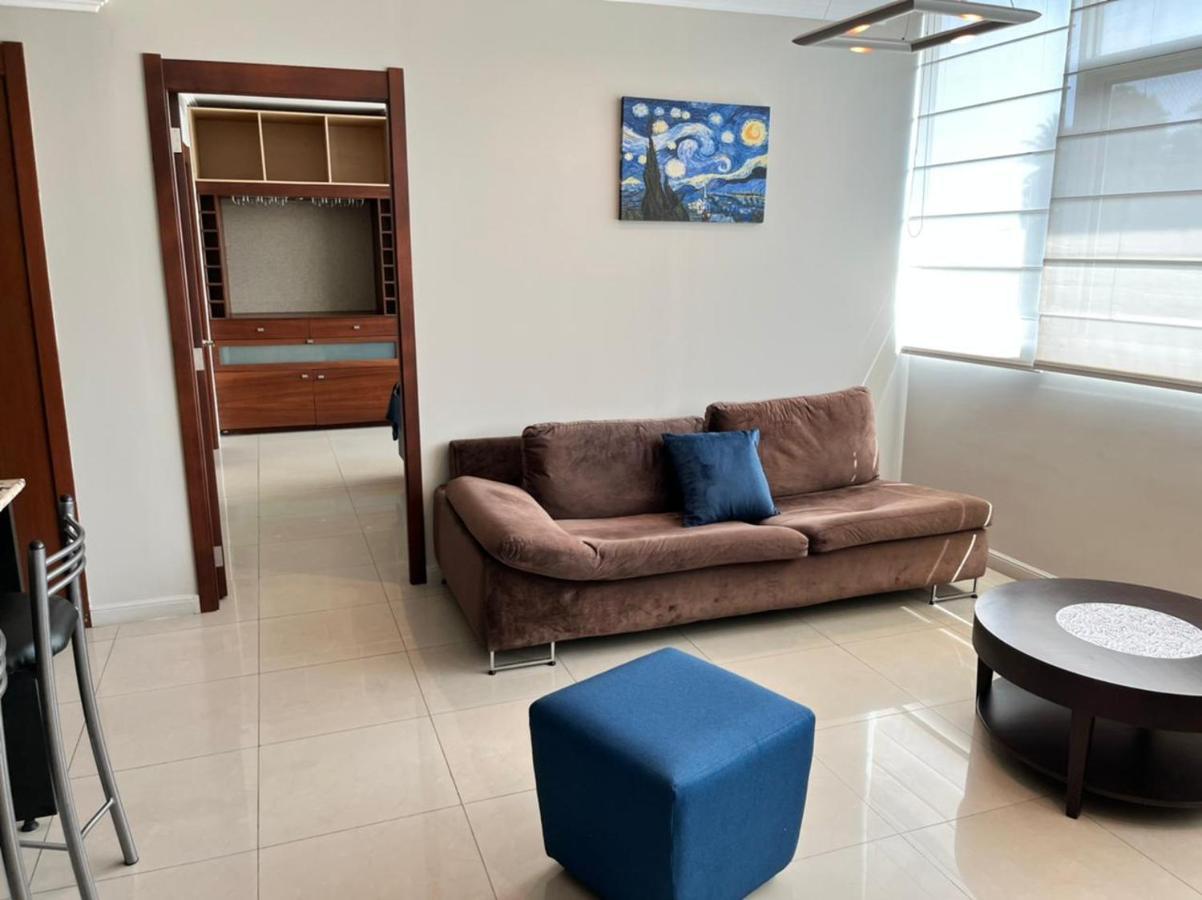 Puerto Santa Ana Suites กวายากิล ภายนอก รูปภาพ