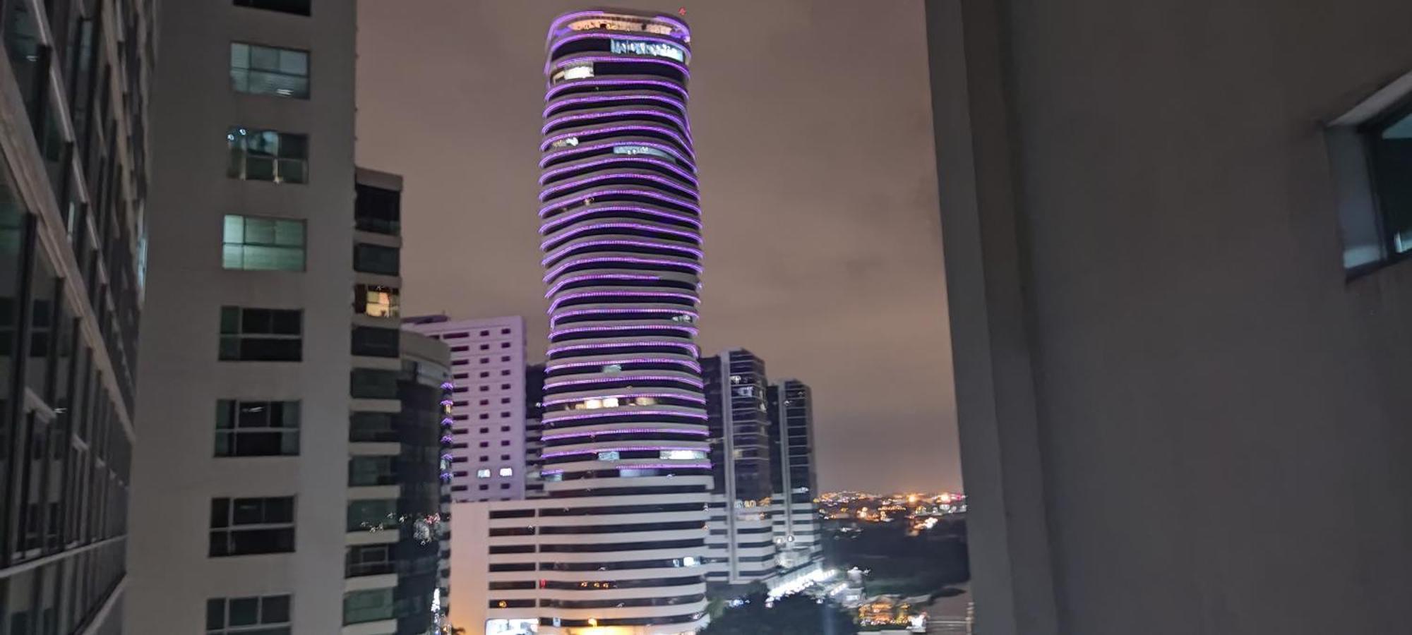 Puerto Santa Ana Suites กวายากิล ภายนอก รูปภาพ