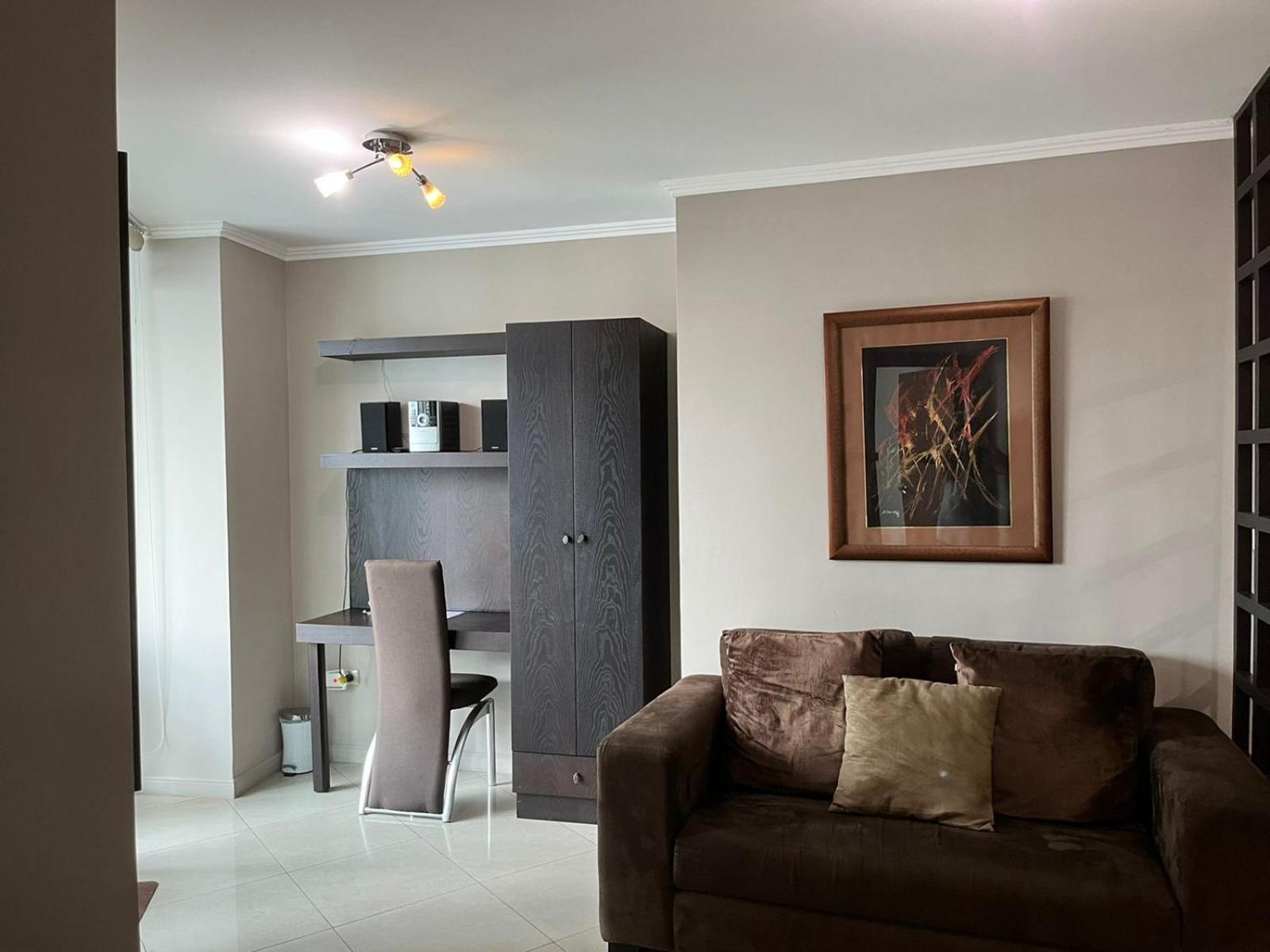 Puerto Santa Ana Suites กวายากิล ภายนอก รูปภาพ