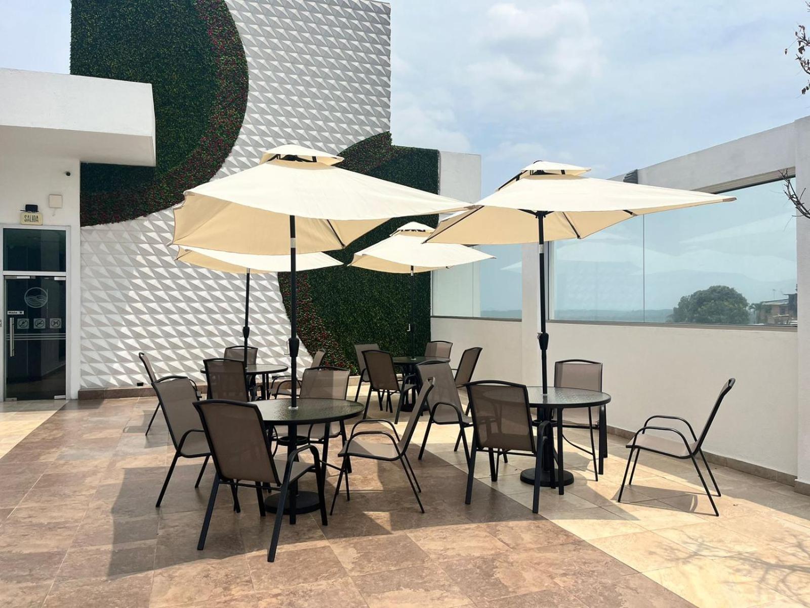 Puerto Santa Ana Suites กวายากิล ภายนอก รูปภาพ