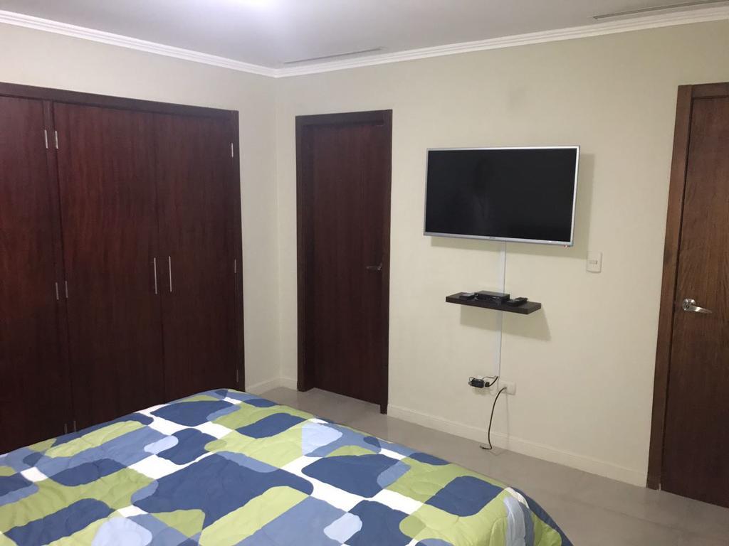 Puerto Santa Ana Suites กวายากิล ภายนอก รูปภาพ