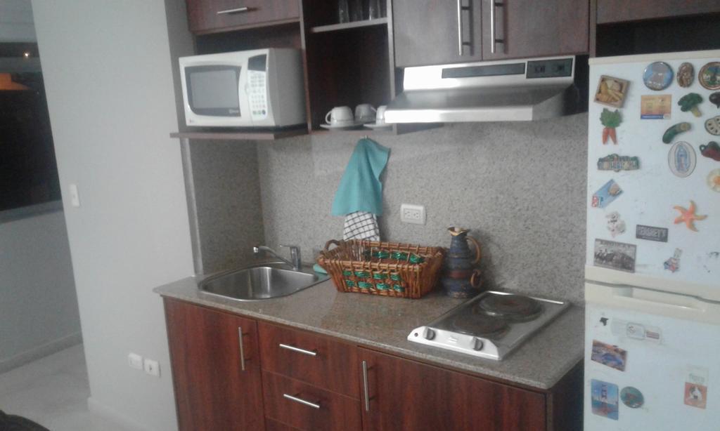 Puerto Santa Ana Suites กวายากิล ภายนอก รูปภาพ